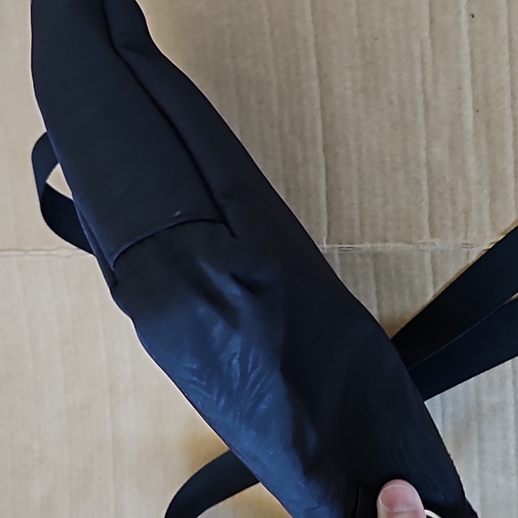 Baggallini Comrade black zebra embossed crossbody bag - Picture 9 of 10